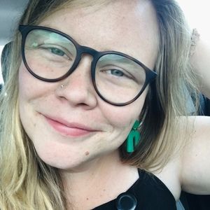 Meet your Posher, Kayla